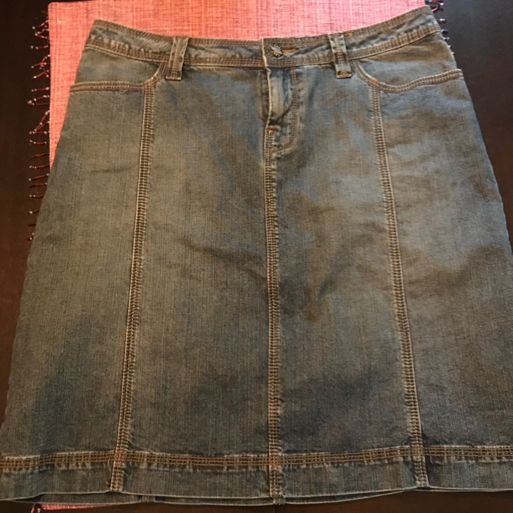 CAbi jean skirt